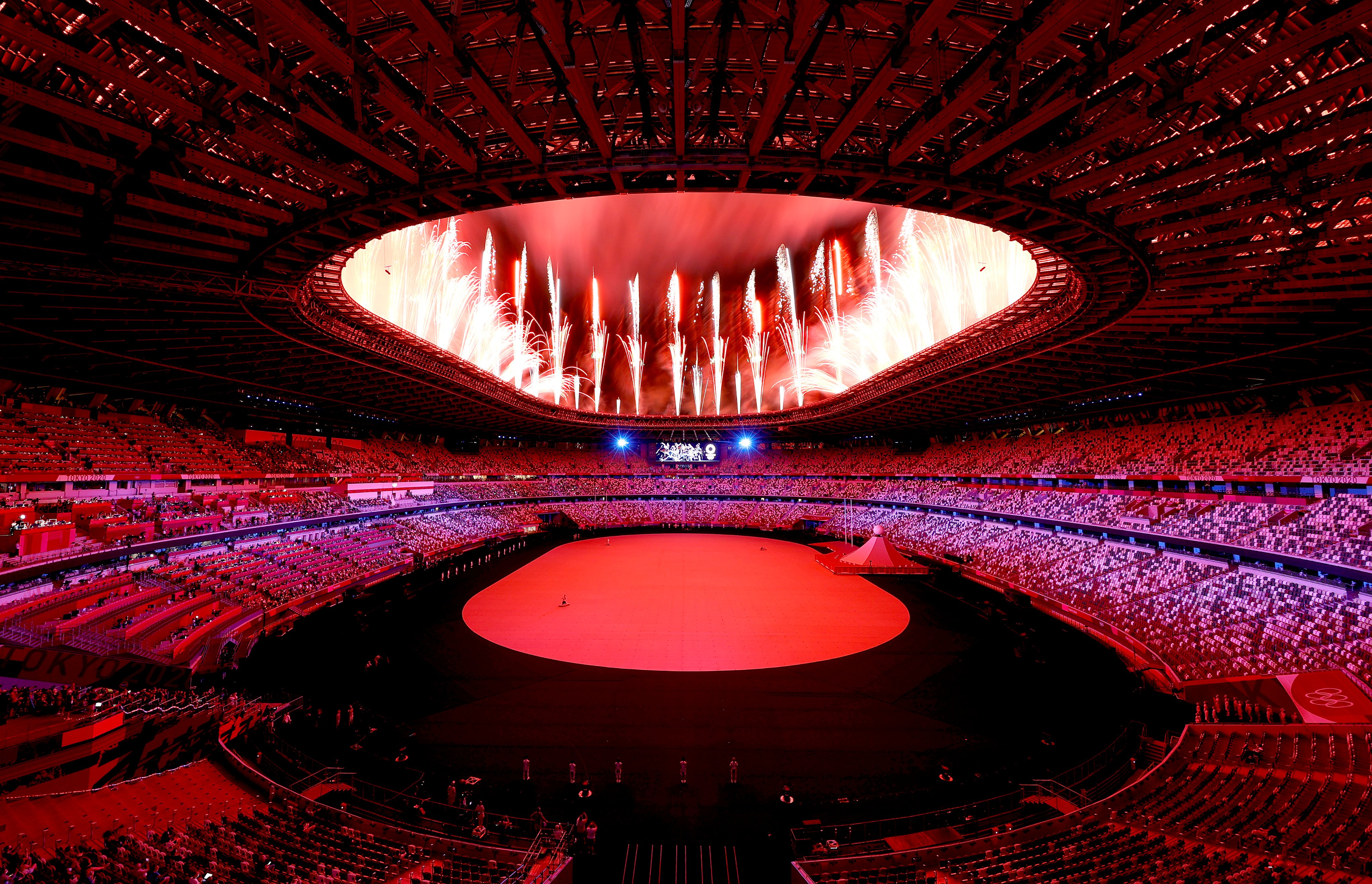 टोकियो ओलम्पिककाे भव्य उद्घाटन, ११ हजार खेलाडीकाे कुम्भमेला  (तस्विरहरु)