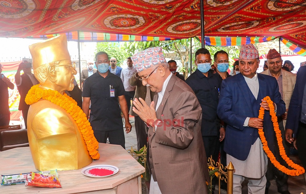 दक्षिण एशियाकै पहिलो कम्युनिष्ट प्रधानमन्त्री मनमोहनको यसरी गरियो सम्झना (तस्बिरहरु)