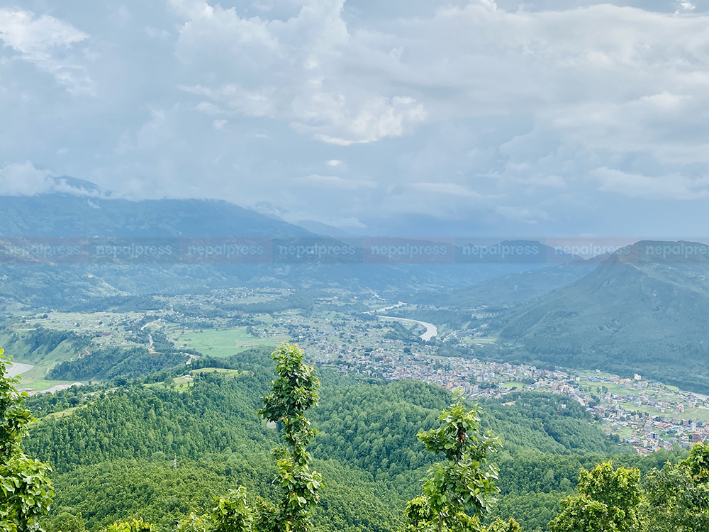 तिहारको ज्वाइँ- ओझेलमा परेका आफ्नै गाउँ ठाउँको घुमाई