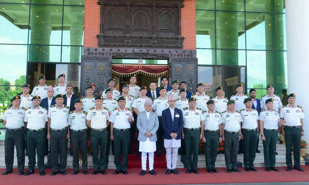 समाजमा अराजकता मच्चाउने तत्वबारे सूक्ष्म अध्ययन गर्न सेनालाई रक्षामन्त्रीको आग्रह