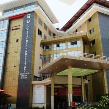 दुर्गा प्रसाईंको अस्पताललाई मेडिकल कलेजको सम्बन्धन दिने चिकित्सा शिक्षा आयोगको निर्णय