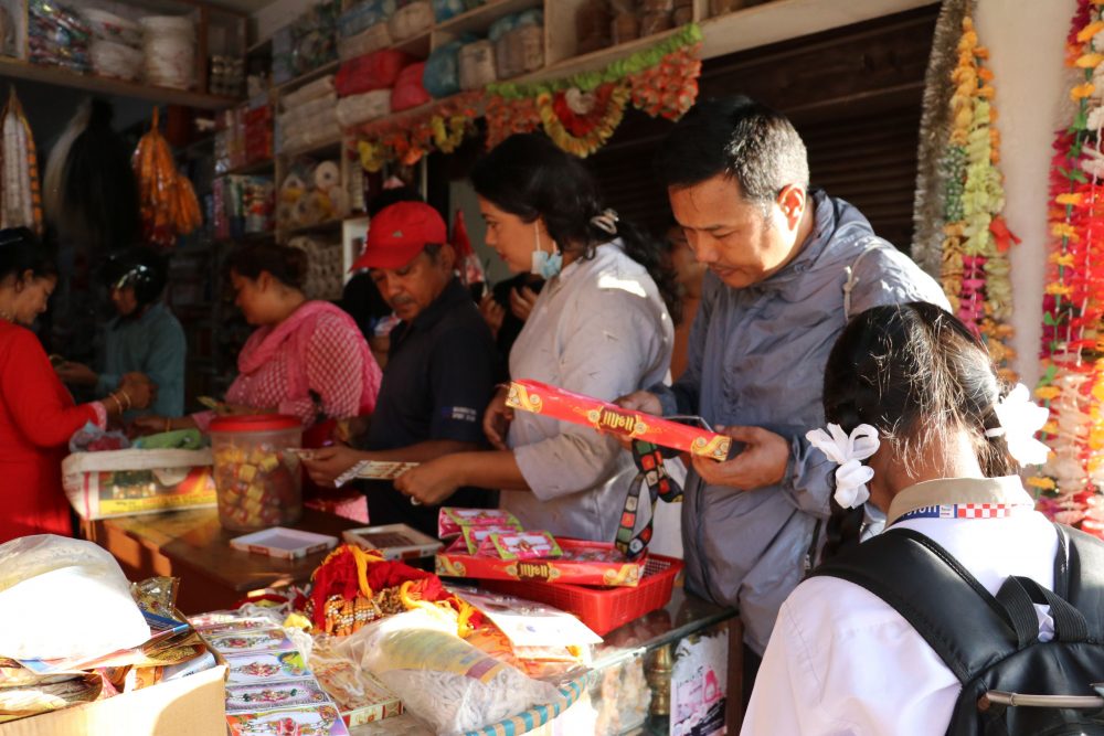 जनैपूर्णिमा : गाउँघरमा लोपोन्मुख हुँदैछ जनै बनाउने सीप