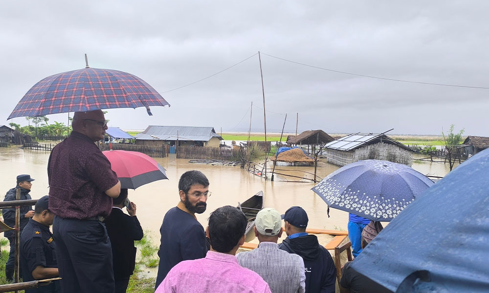 आज बेलुकादेखि वर्षा मत्थर हुँदै जाने