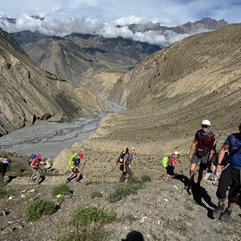 मुस्ताङको सुन्दरतामा पर्यटक आकर्षित