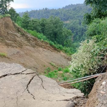 बाढीपहिरोमा परी दुई सय २८ जनाको मृत्यु, २५ जना बेपत्ता