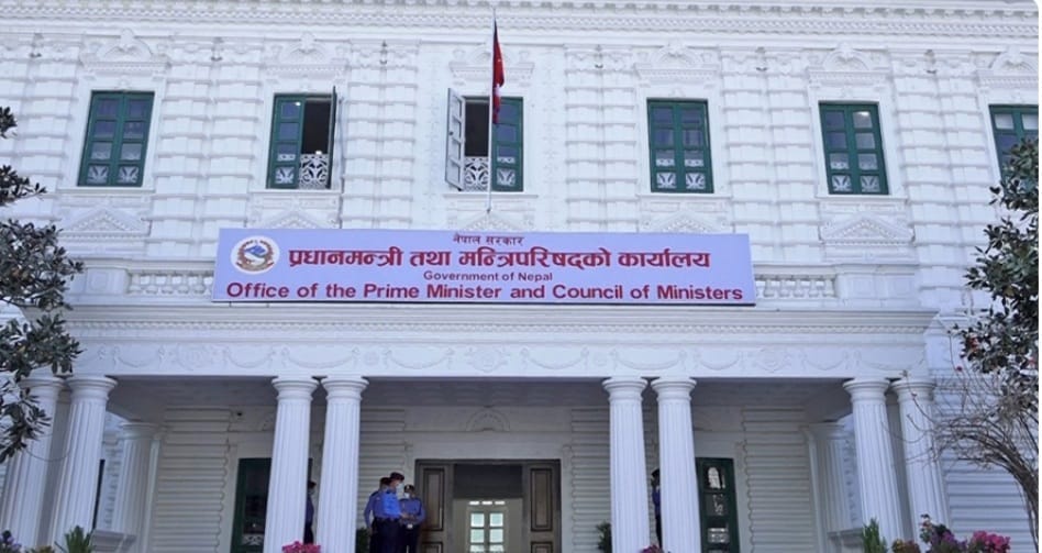 चार सचिवको सरुवा, सहसचिव पाेखरेल सचिवमा बढुवा