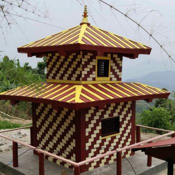 दश लाख खर्चेर राधाकृष्ण मन्दिर पुनःनिर्माण