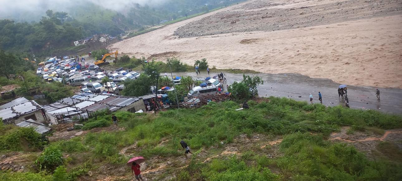 विपद् प्रभावितको उद्धार तथा राहतमा जुट्न नेता-कार्यकर्तालाई अनेरास्ववियुको निर्देशन