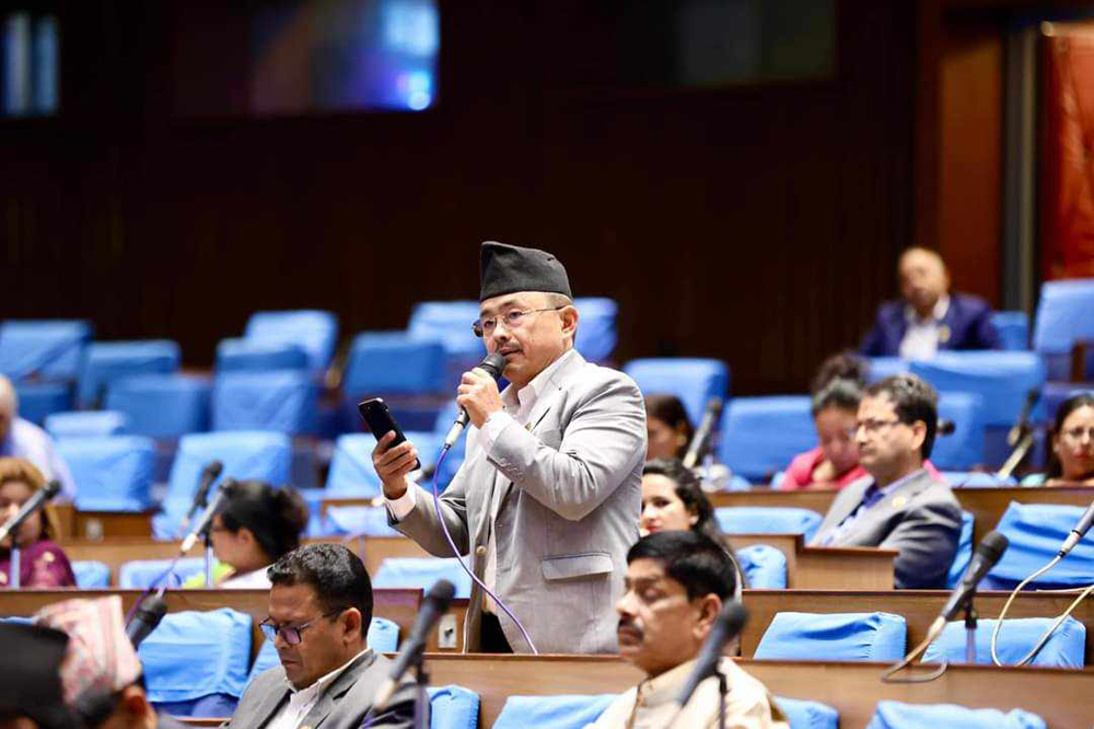 बाढीपहिरोले पुर्‍याएको क्षतिको स्थलगत अनुगमन गर्न सरकारसँग सांसद तामाङको माग (भिडिओ)