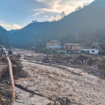 काभ्रेका बाढीपहिरो प्रभावितको विचल्ली, काजकिरियासमेत आफन्त र भाडाको घरमा