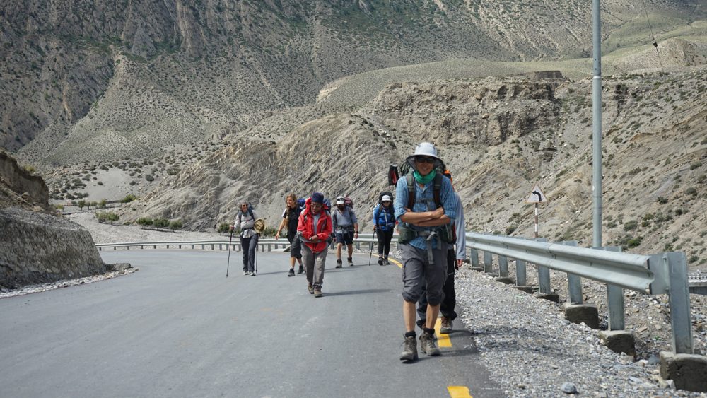 मुस्ताङमा विदेशी पर्यटकको चहलपहल बढ्न थाल्यो