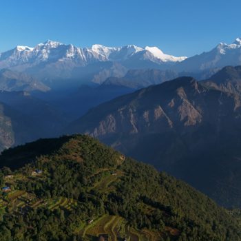 पर्यटक र पूर्वाधारको पर्खाइमा चाङ्गा