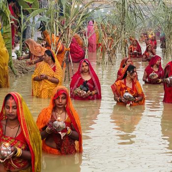 उदाउँदो सूर्यलाई अर्घ्य अर्पणसँगै छठ सम्पन्न