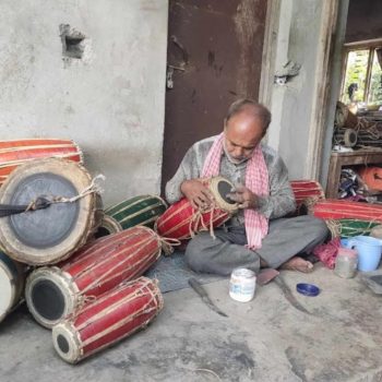 मादलले बजार पाएपछि जुठे बादी प्रसन्न