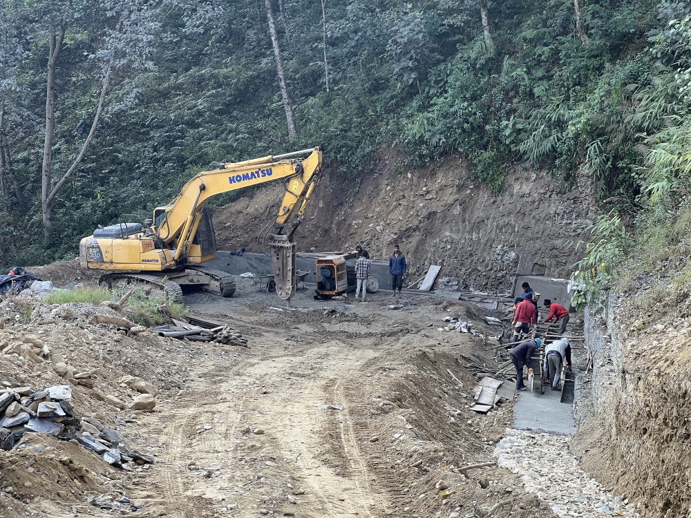 एक्काइस वर्षपछि बागलुङमा सडक स्तरोन्नति हुँदै