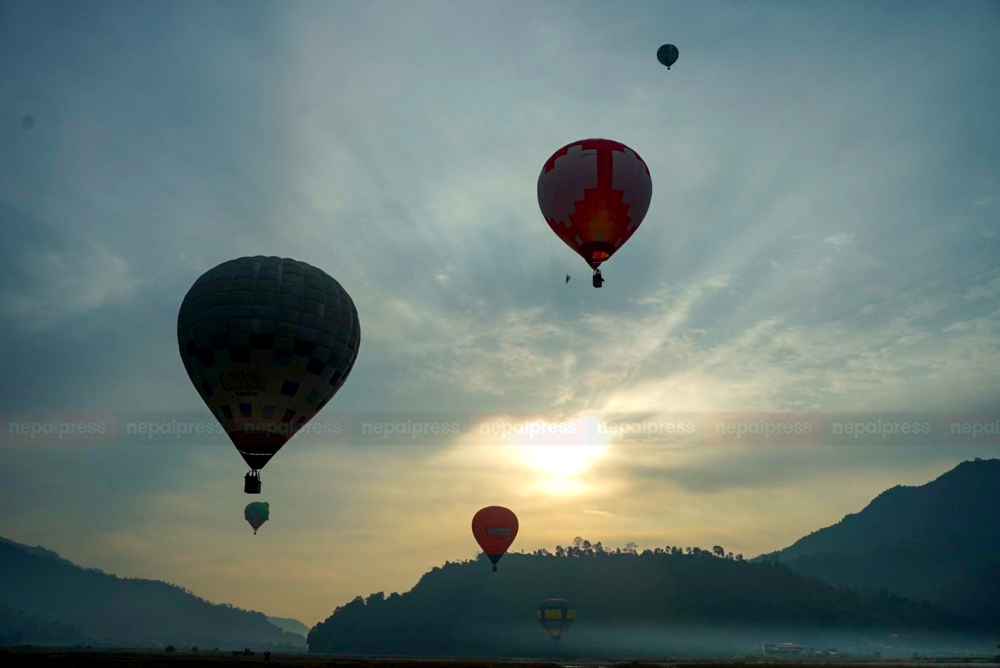 पोखरामा अन्तर्राष्ट्रिय हट एयर बेलुन फेस्टिभल सुरु (तस्बिरहरू)